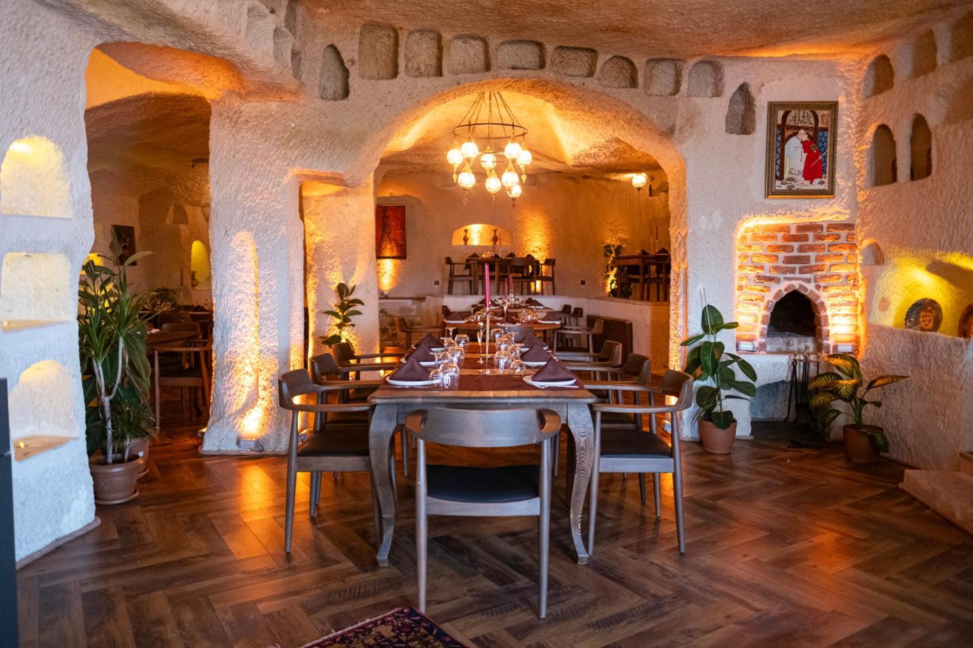Evi Cave 4* Ürgüp