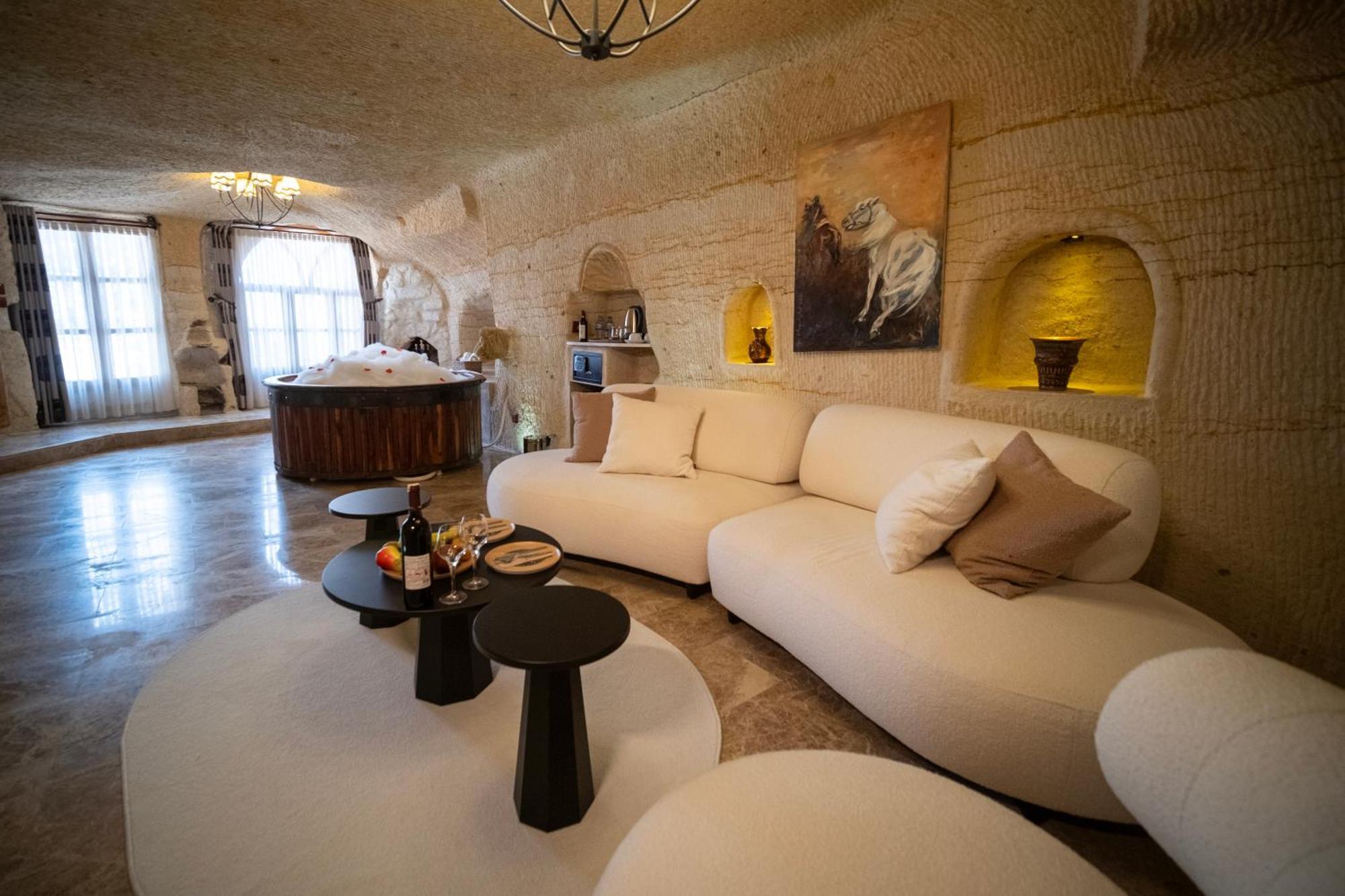 Evi Cave 4* Ürgüp
